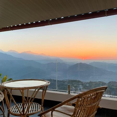 Superview Lodge, Best Himalayan Sunrise In Sarangkot Pokhara Exteriör bild