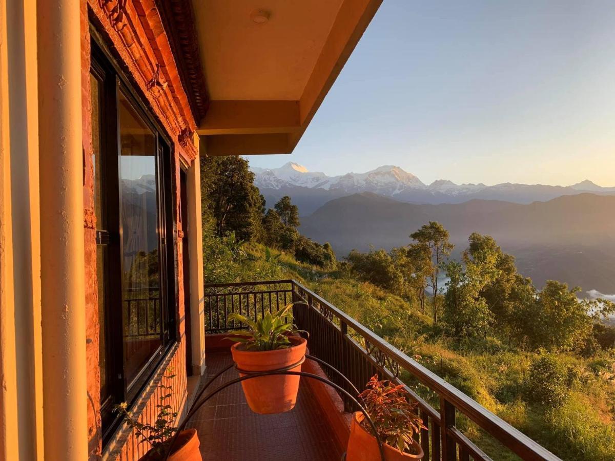 Superview Lodge, Best Himalayan Sunrise In Sarangkot Pokhara Exteriör bild
