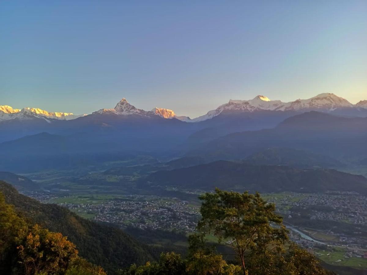 Superview Lodge, Best Himalayan Sunrise In Sarangkot Pokhara Exteriör bild